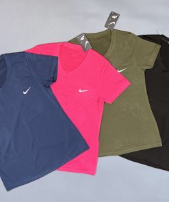 تیشرت یقه هفت آجری